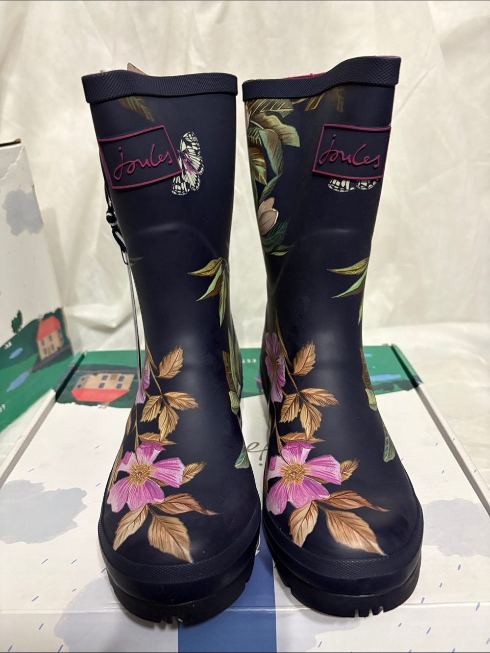 Joules Navy Floral Rain Boots size US 6 NWT